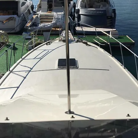 Blu Mediterraneo Botel